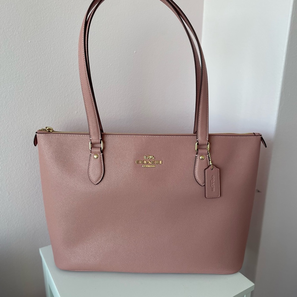Coach Pink Leather Tote Sophisticated Design